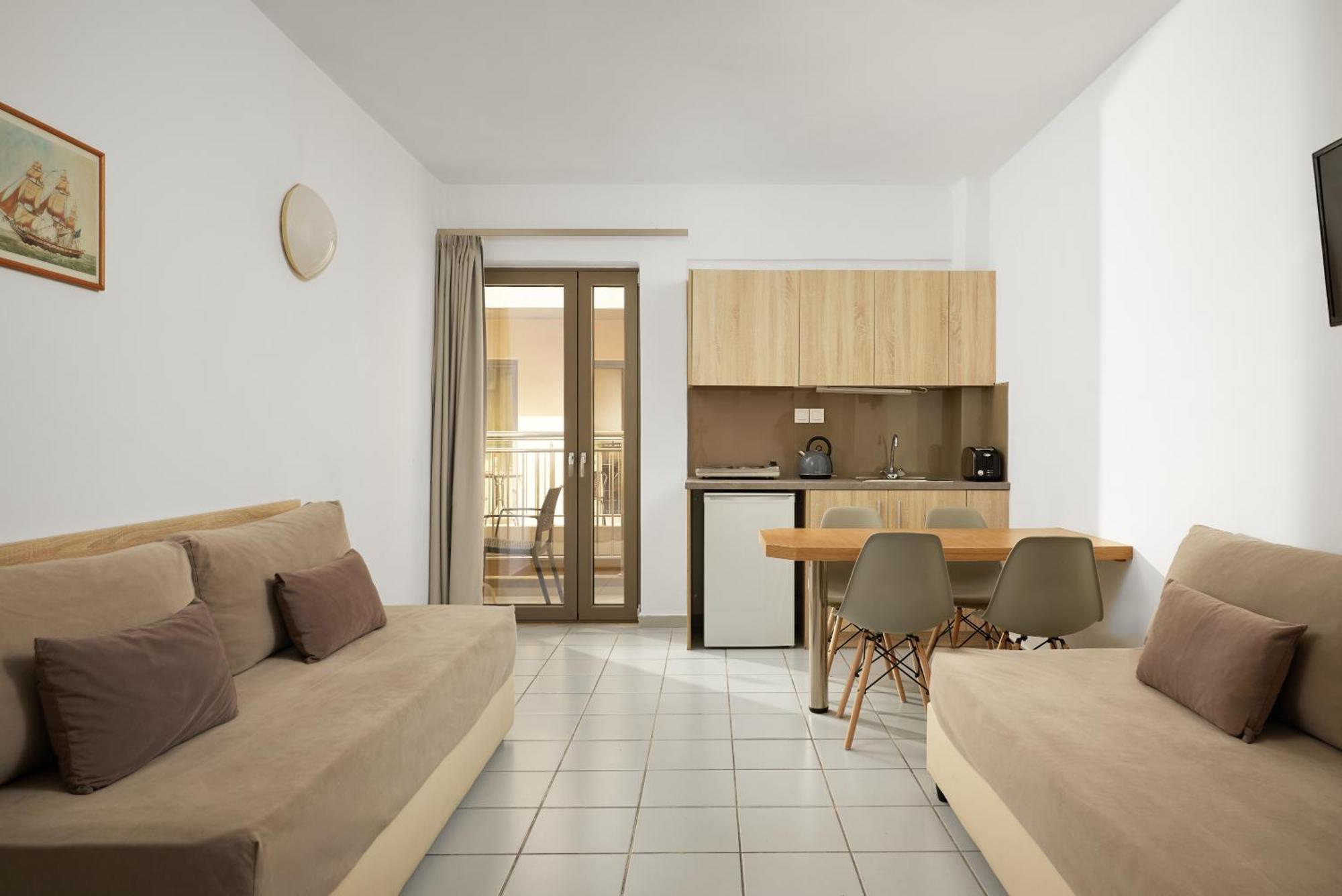 خيرسونِسوس Acropolis Apartments المظهر الخارجي الصورة