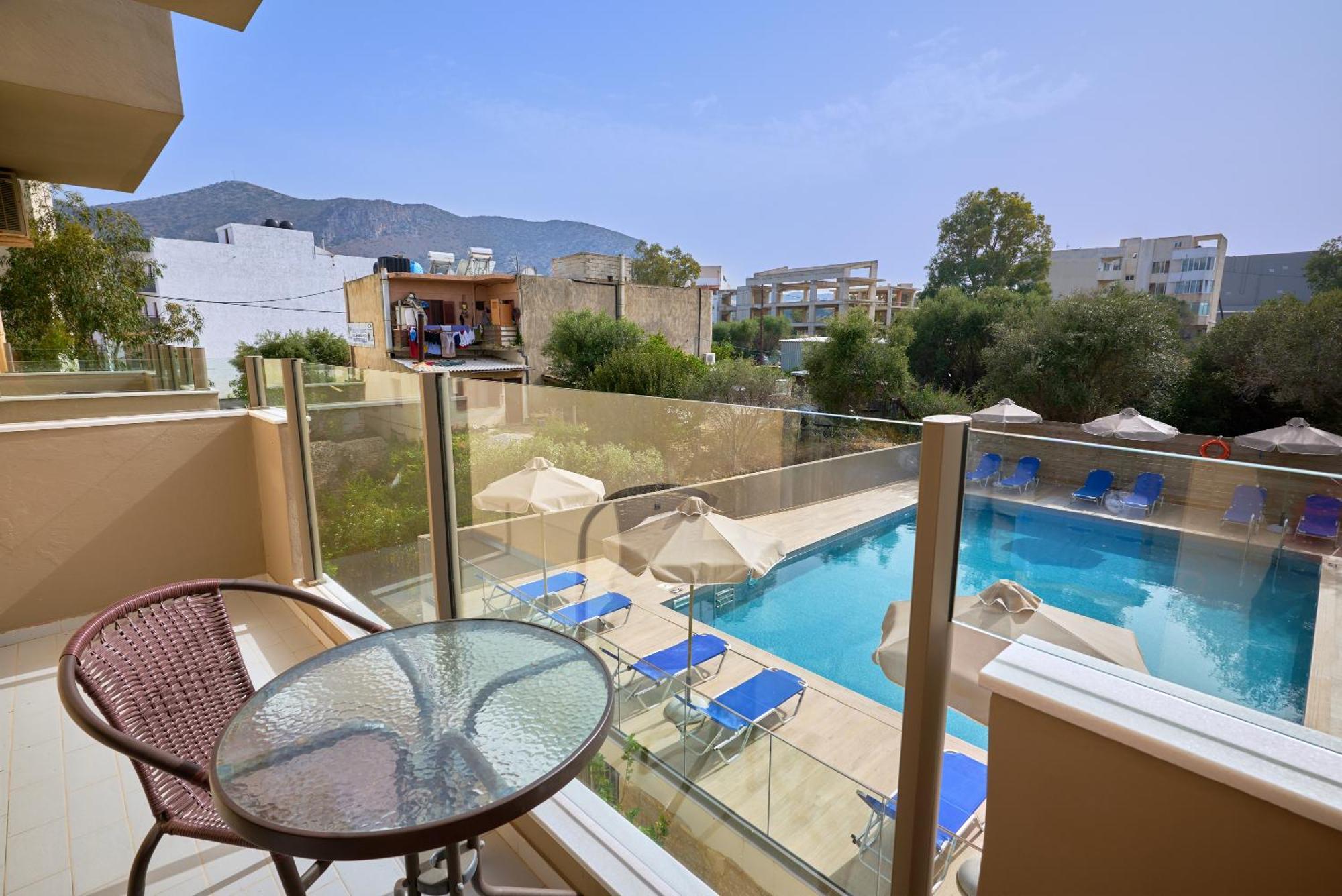 خيرسونِسوس Acropolis Apartments المظهر الخارجي الصورة